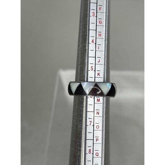 Vintage Sterling Silver Mother of Pearl Onyx Band Ring Navajo Size 5.75-6 - Picture 2 of 4